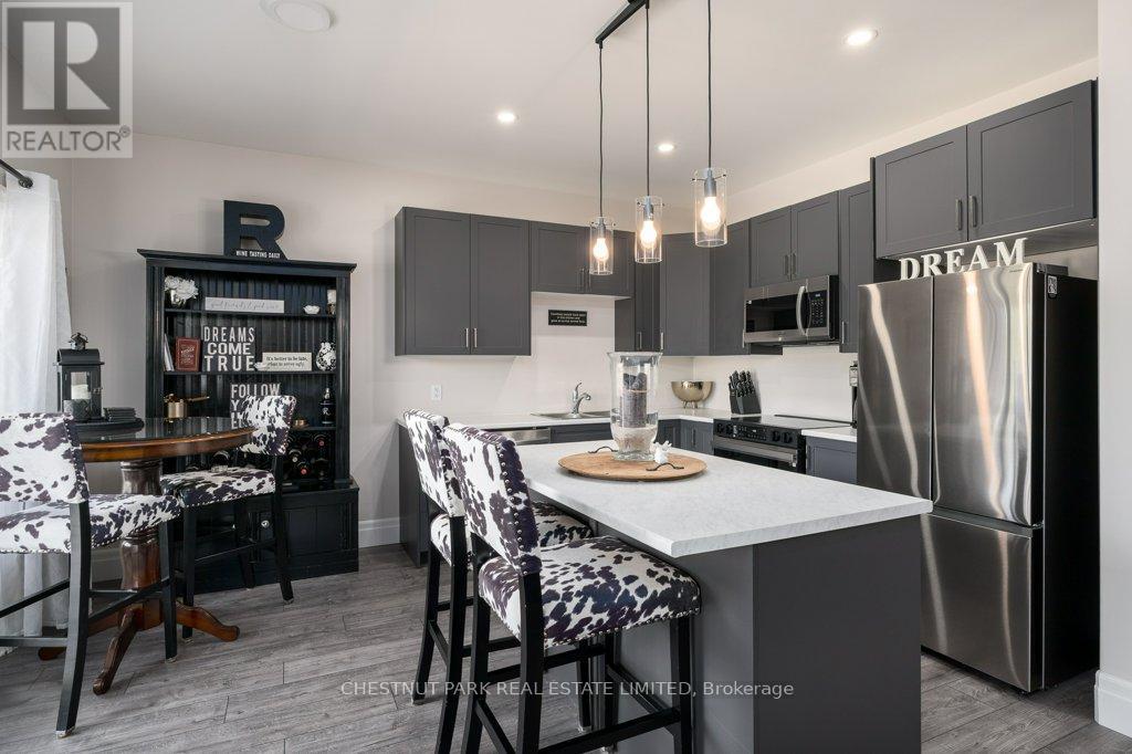 87 Buchanan Avenue, Prince Edward County, Ontario  K0K 2T0 - Photo 11 - X13109292