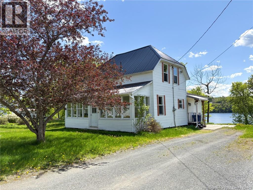 205 Upper Kent Road, Upper Kent, New Brunswick  E7J 2E3 - Photo 1 - NB131016