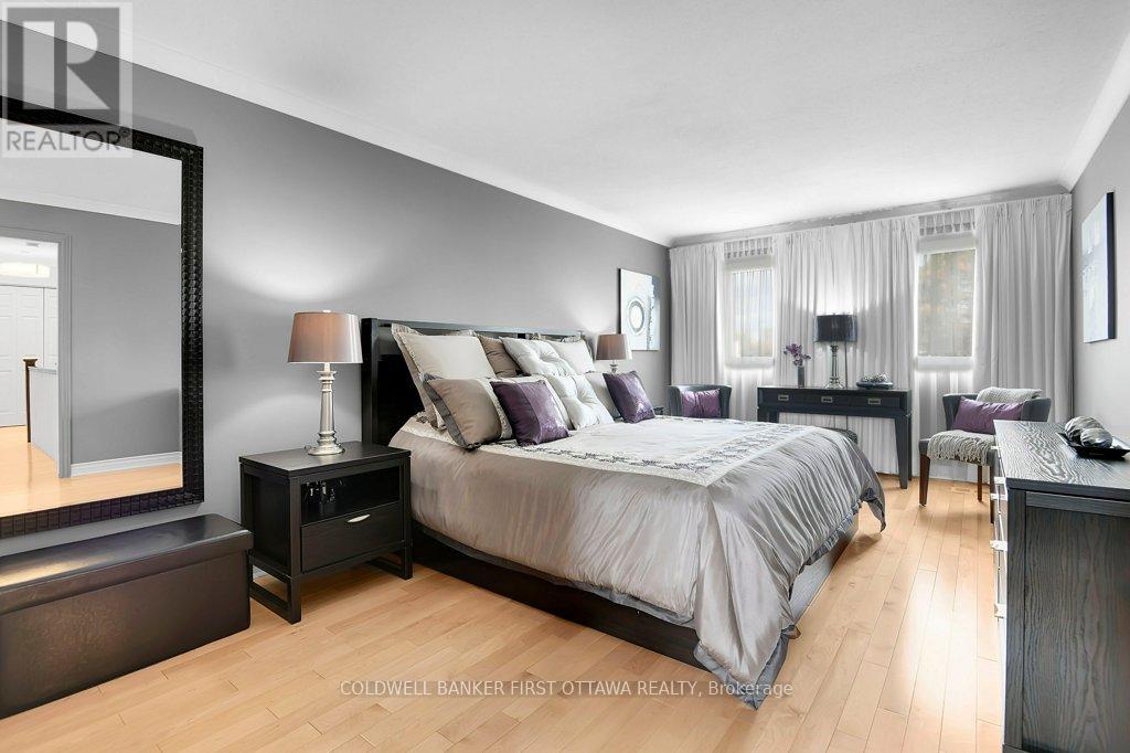 1592 Zachary Street, Ottawa, Ontario  K1C 6C6 - Photo 16 - X13109296