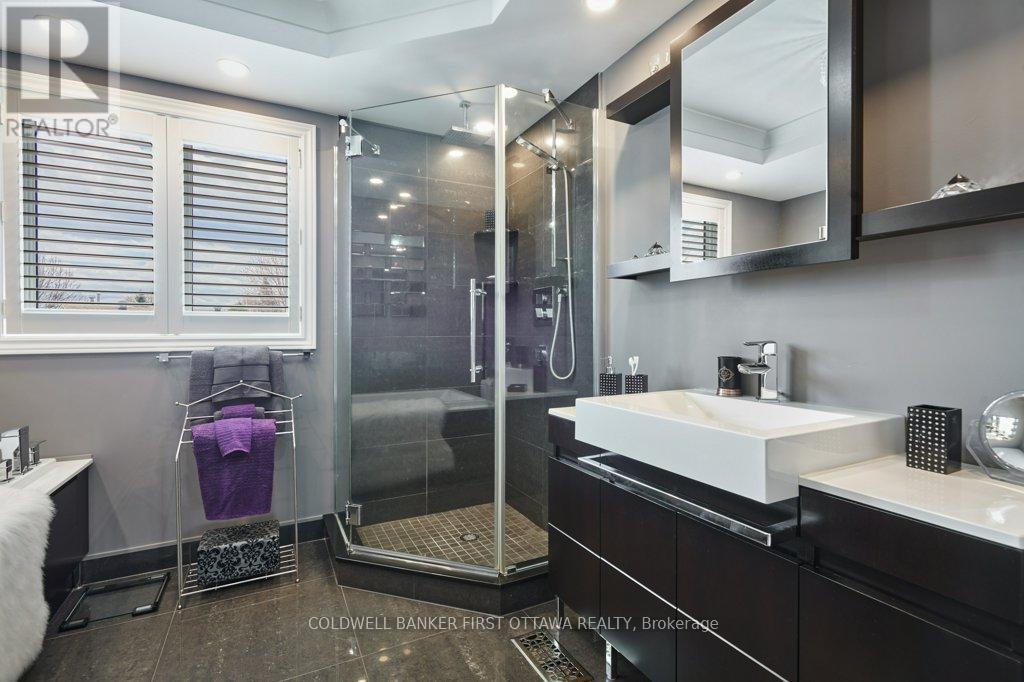 1592 Zachary Street, Ottawa, Ontario  K1C 6C6 - Photo 18 - X13109296