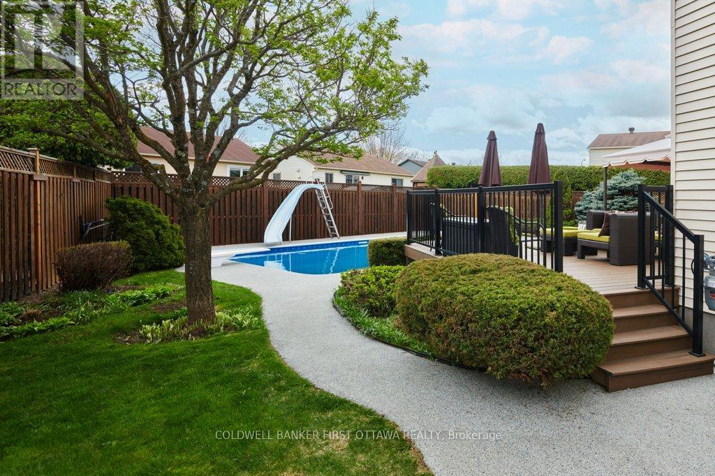 1592 Zachary Street, Ottawa, Ontario  K1C 6C6 - Photo 30 - X13109296