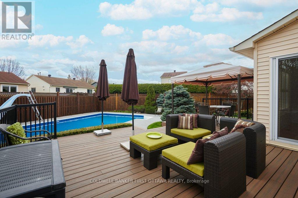 1592 Zachary Street, Ottawa, Ontario  K1C 6C6 - Photo 33 - X13109296