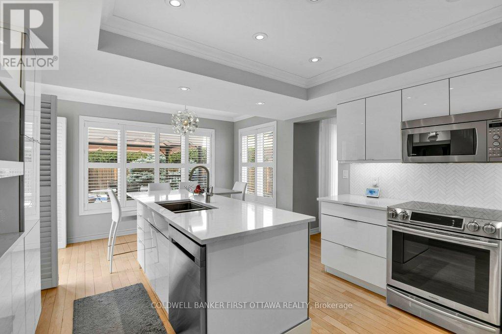 1592 Zachary Street, Ottawa, Ontario  K1C 6C6 - Photo 9 - X13109296