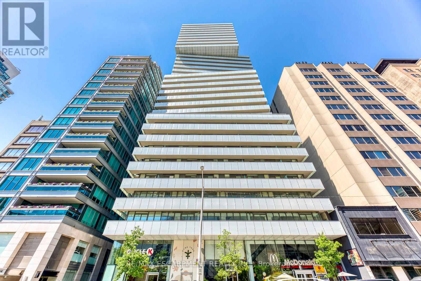 2504 - 200 Bloor Street W, Toronto, Ontario  M5S 1T8 - Photo 1 - C13109326