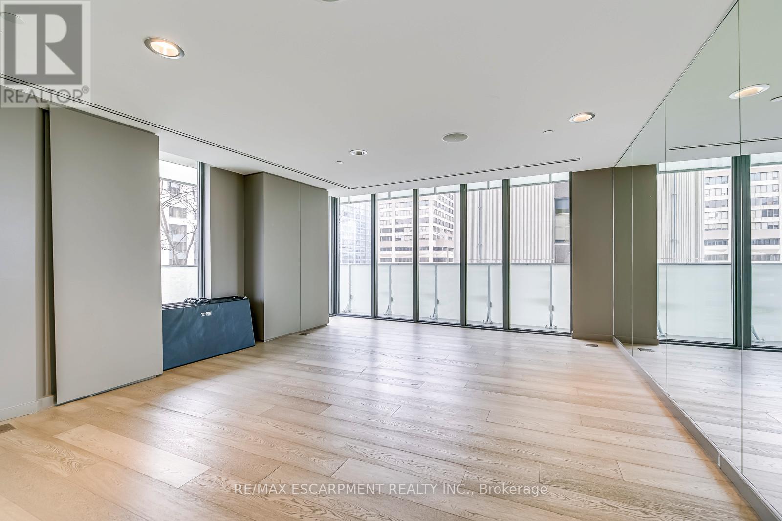 2504 - 200 Bloor Street W, Toronto, Ontario  M5S 1T8 - Photo 9 - C13109326