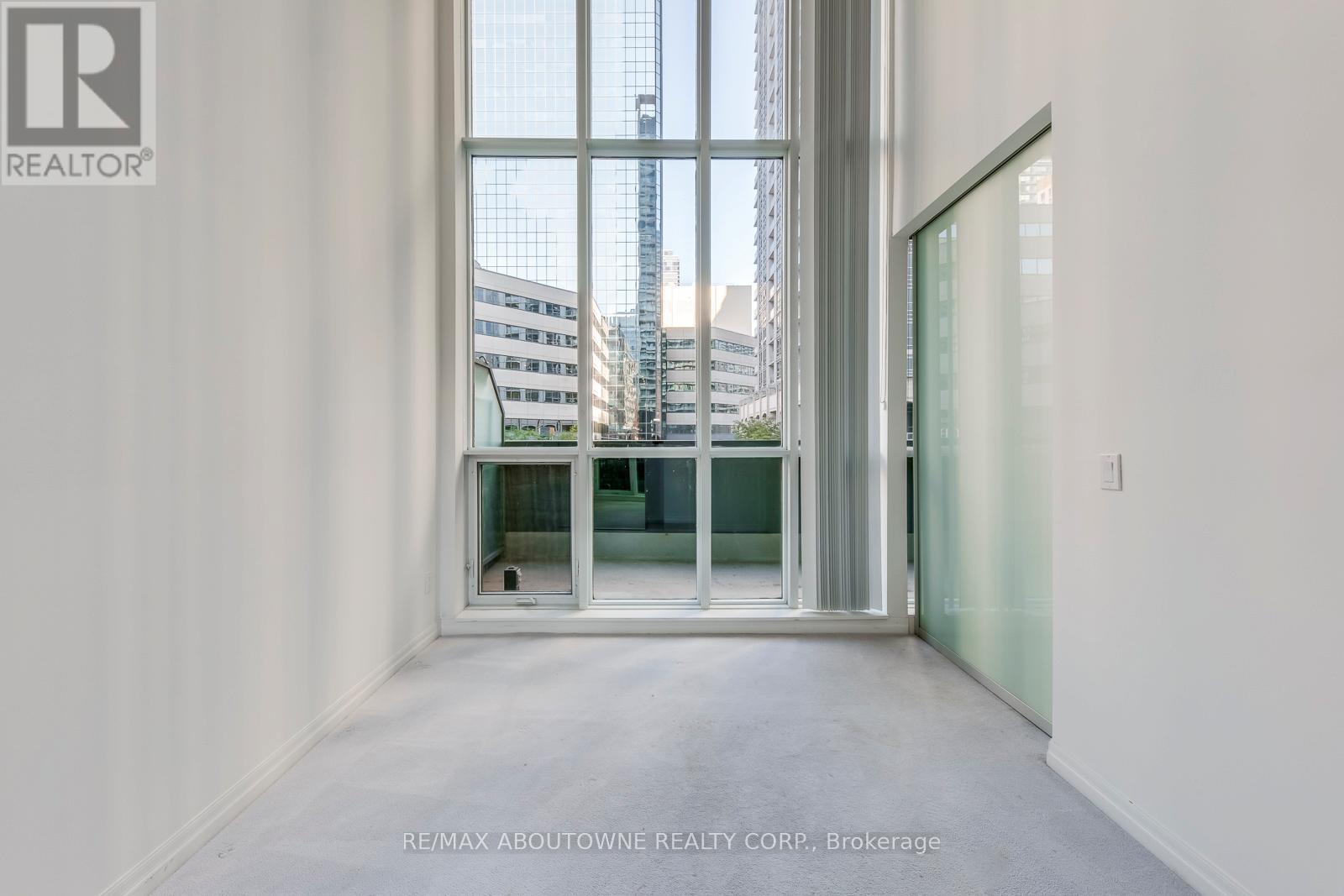 202 - 770 Bay Street, Toronto, Ontario  M5G 1N6 - Photo 27 - C13109332