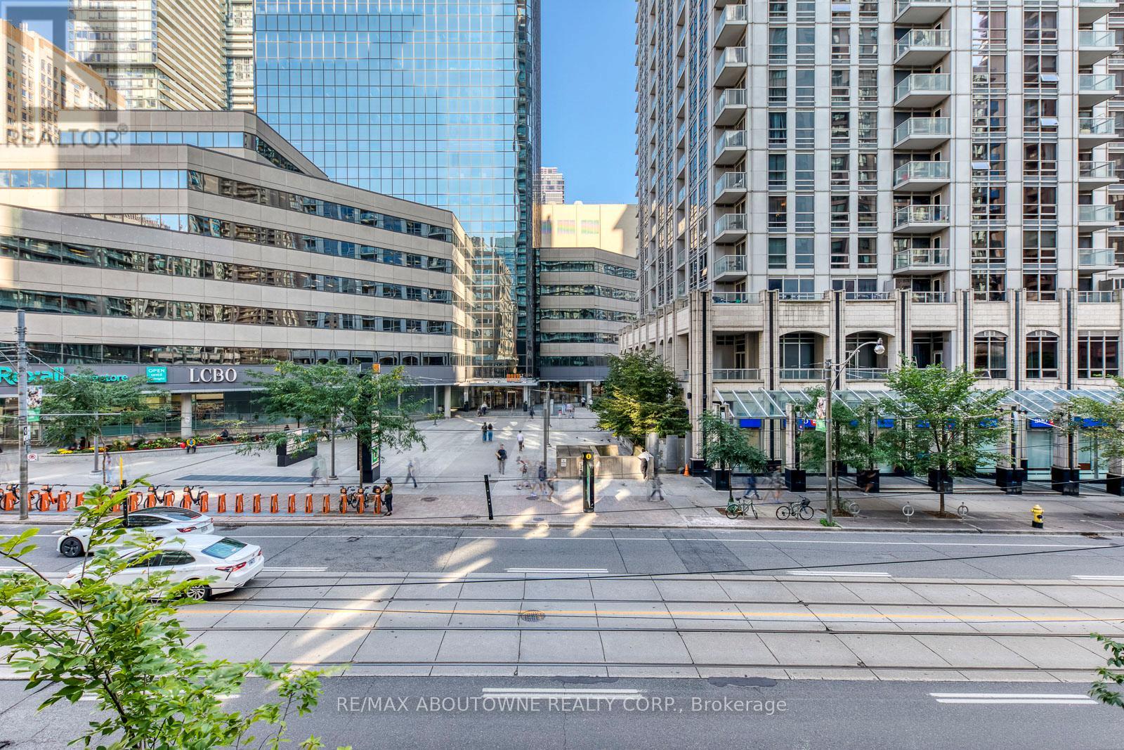 202 - 770 Bay Street, Toronto, Ontario  M5G 1N6 - Photo 34 - C13109332