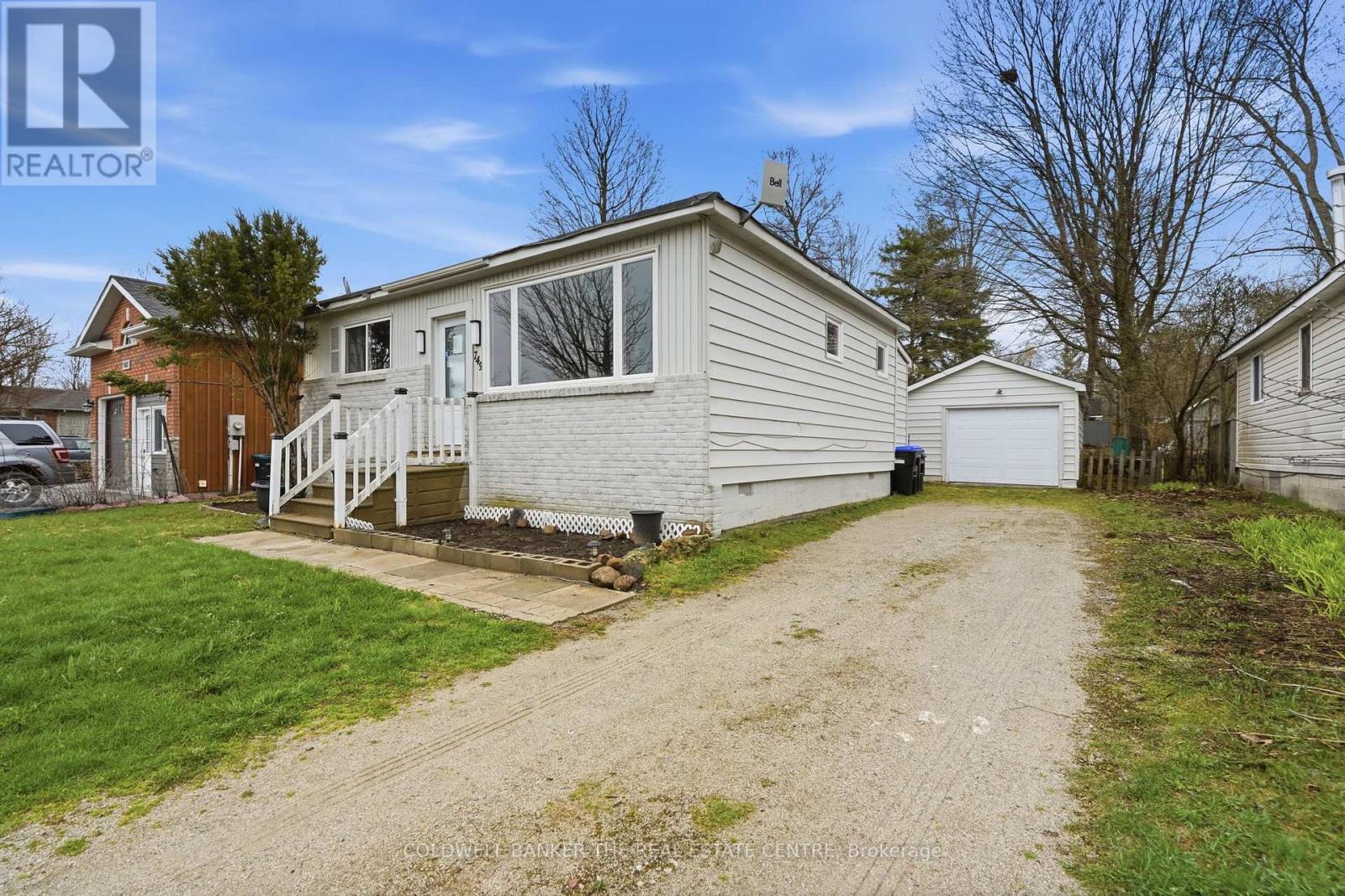 749 INNISFIL BEACH ROAD, Innisfil, Ontario