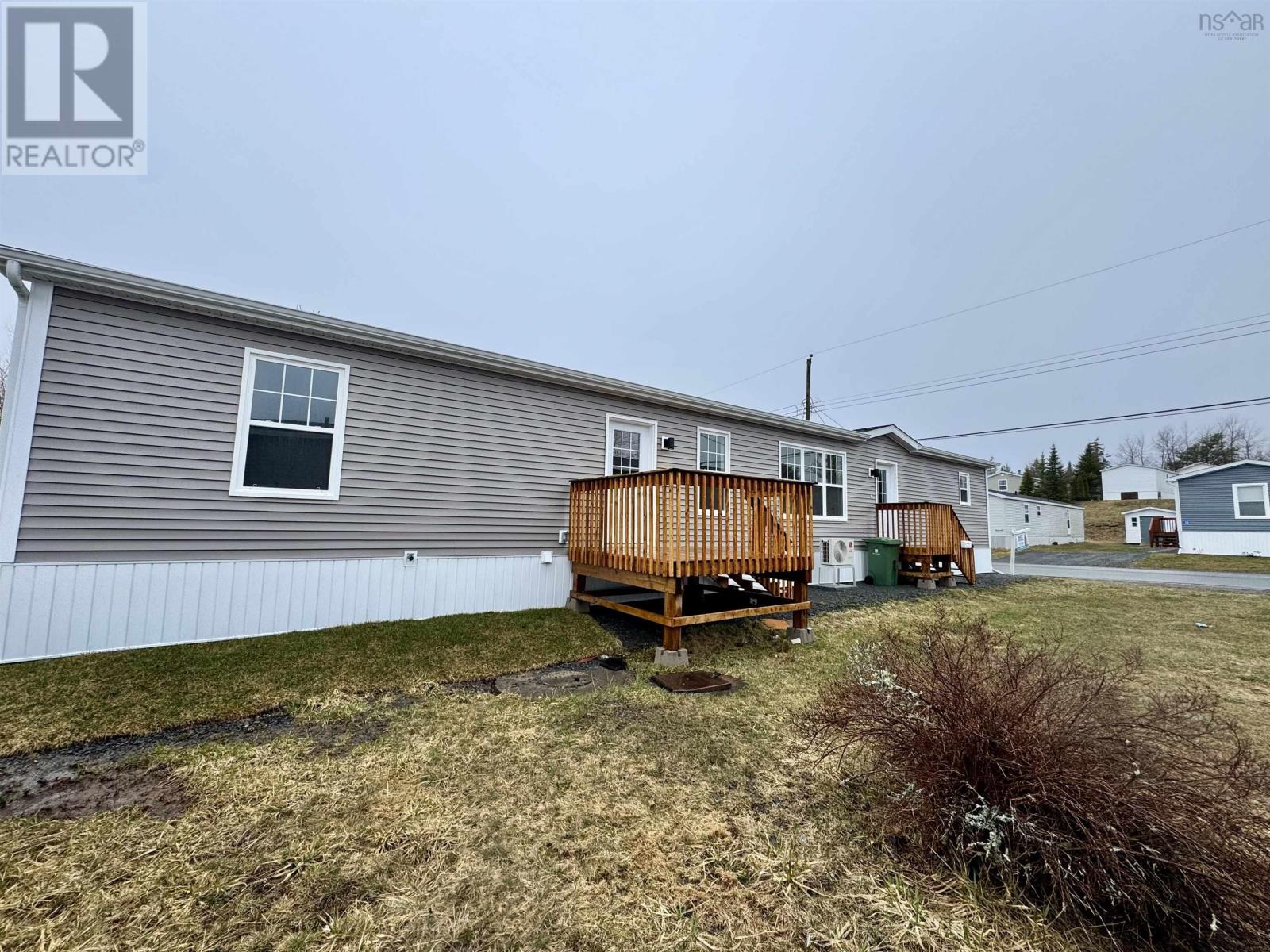 12 Christopher Avenue, Mount Uniacke, Nova Scotia  B0N 1Z0 - Photo 2 - 202602066