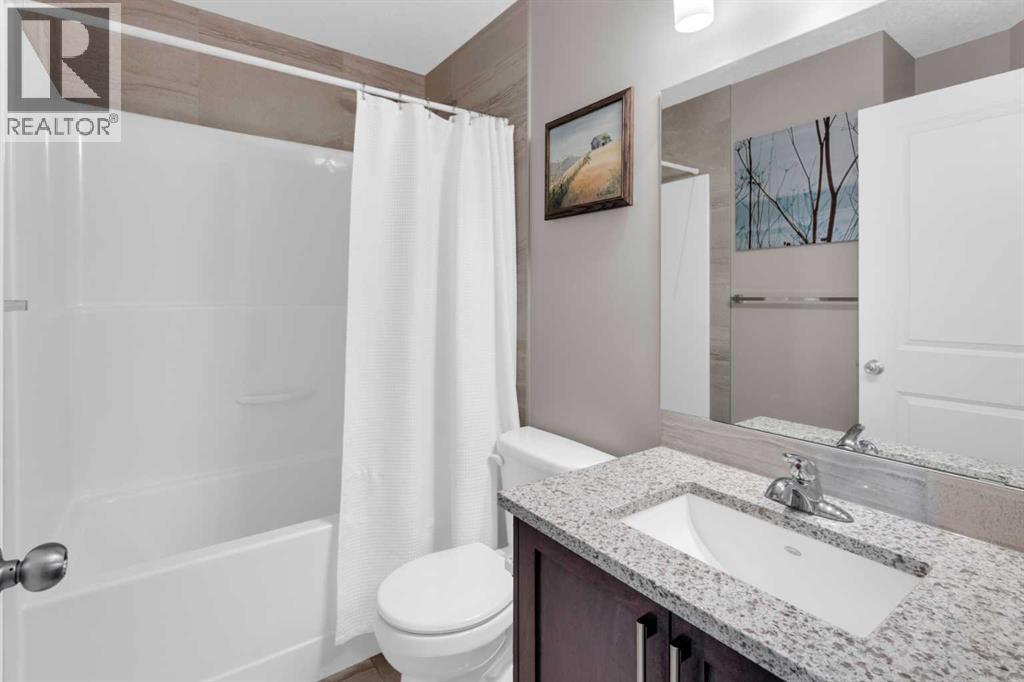 594 Hillcrest Road SW, Airdrie, Alberta  T4B 4C8 - Photo 19 - A2286426