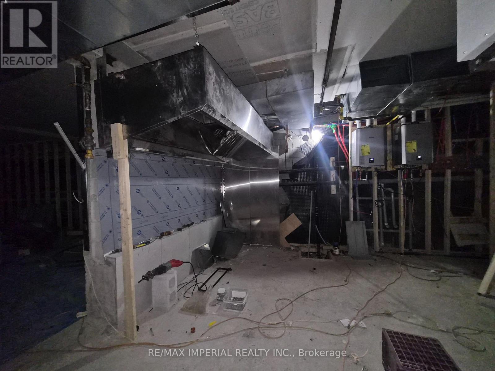 10148 Basement Yonge Street, Richmond Hill, Ontario  L4C 1T6 - Photo 5 - N13064184