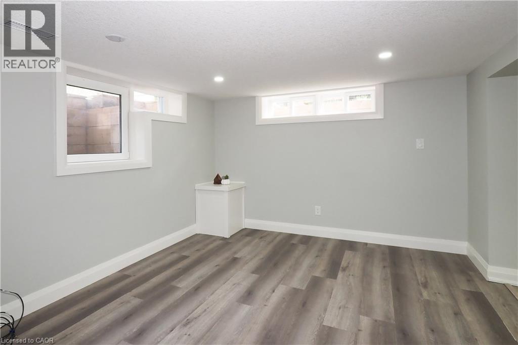 196 Vermont Street Unit# Lower, Waterloo, Ontario  N2J 2M8 - Photo 11 - 40828919