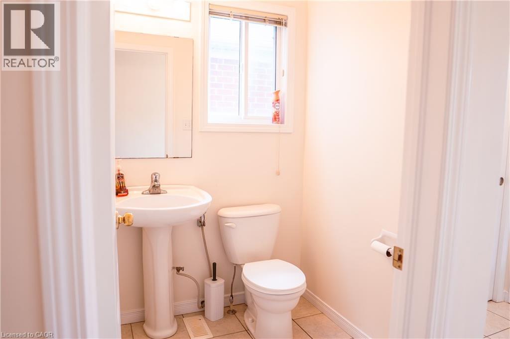 456 Beaumont Crescent, Kitchener, Ontario  N2A 0C4 - Photo 11 - 40827623