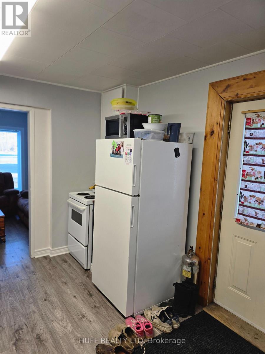 43 Fourth Street, Englehart, Ontario  P0J 1H0 - Photo 6 - T13109376