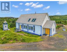 4 Green Cove Road
