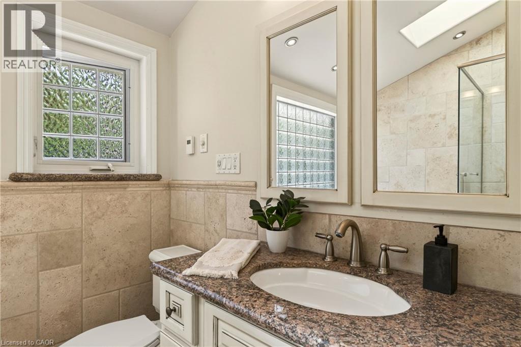 123 Hillcrest Avenue, Hamilton, Ontario  L9H 4X7 - Photo 25 - 40827654