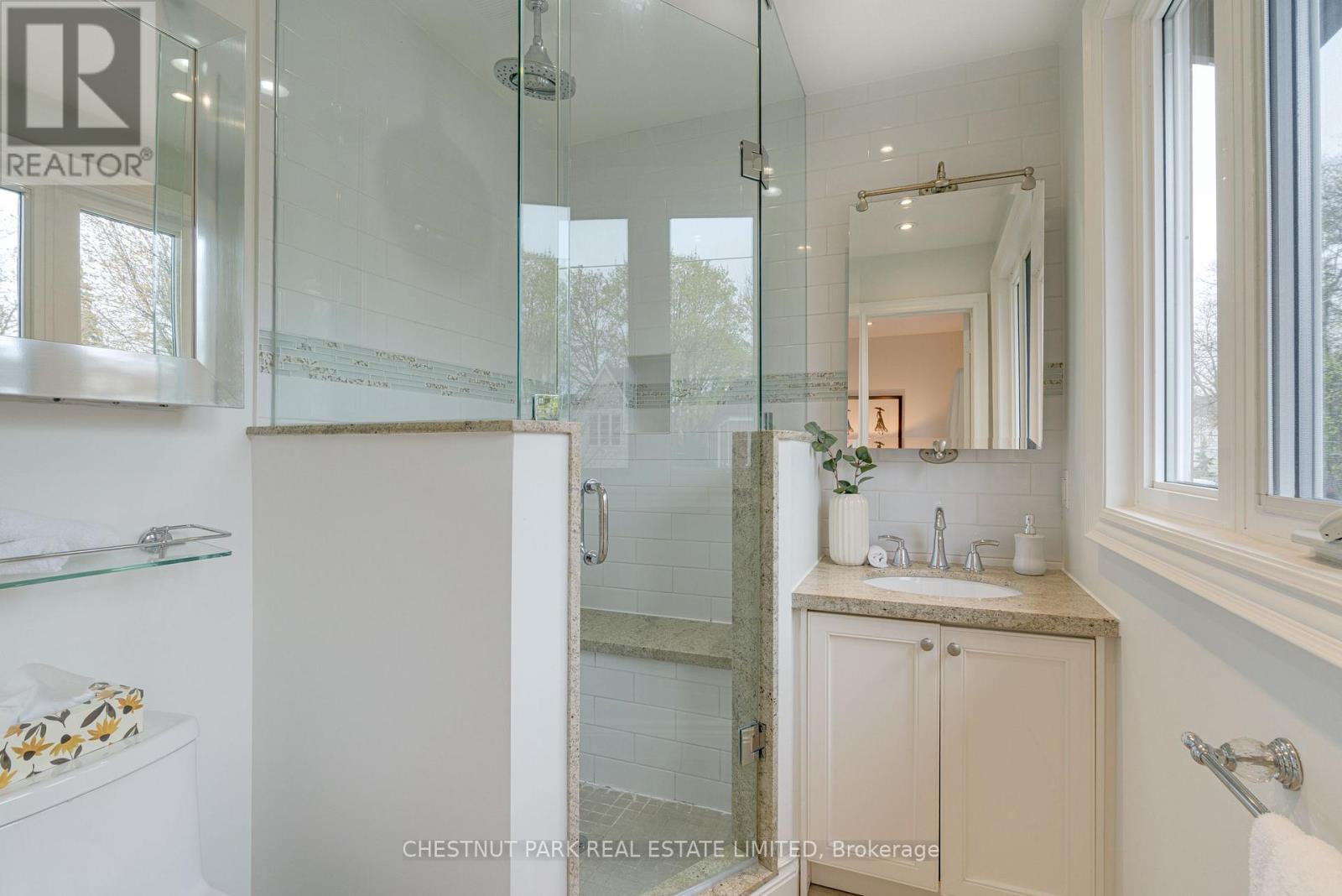 53 Gormley Avenue, Toronto, Ontario  M4V 1Y9 - Photo 16 - C13101638