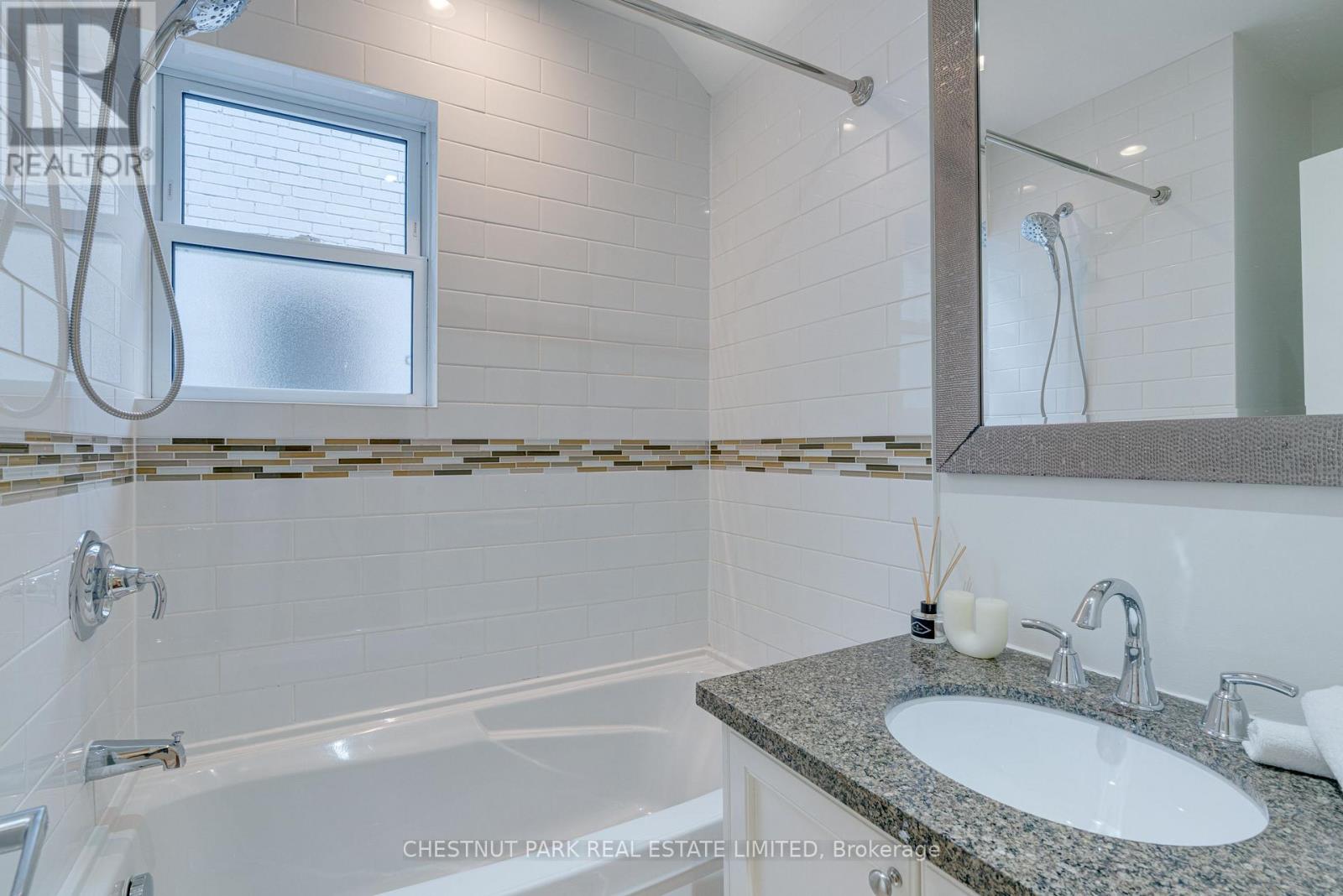 53 Gormley Avenue, Toronto, Ontario  M4V 1Y9 - Photo 19 - C13101638
