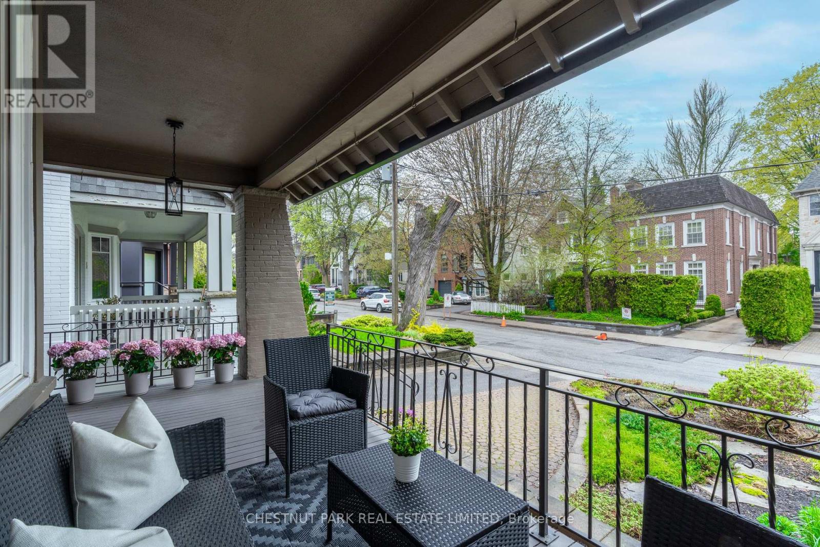 53 Gormley Avenue, Toronto, Ontario  M4V 1Y9 - Photo 4 - C13101638