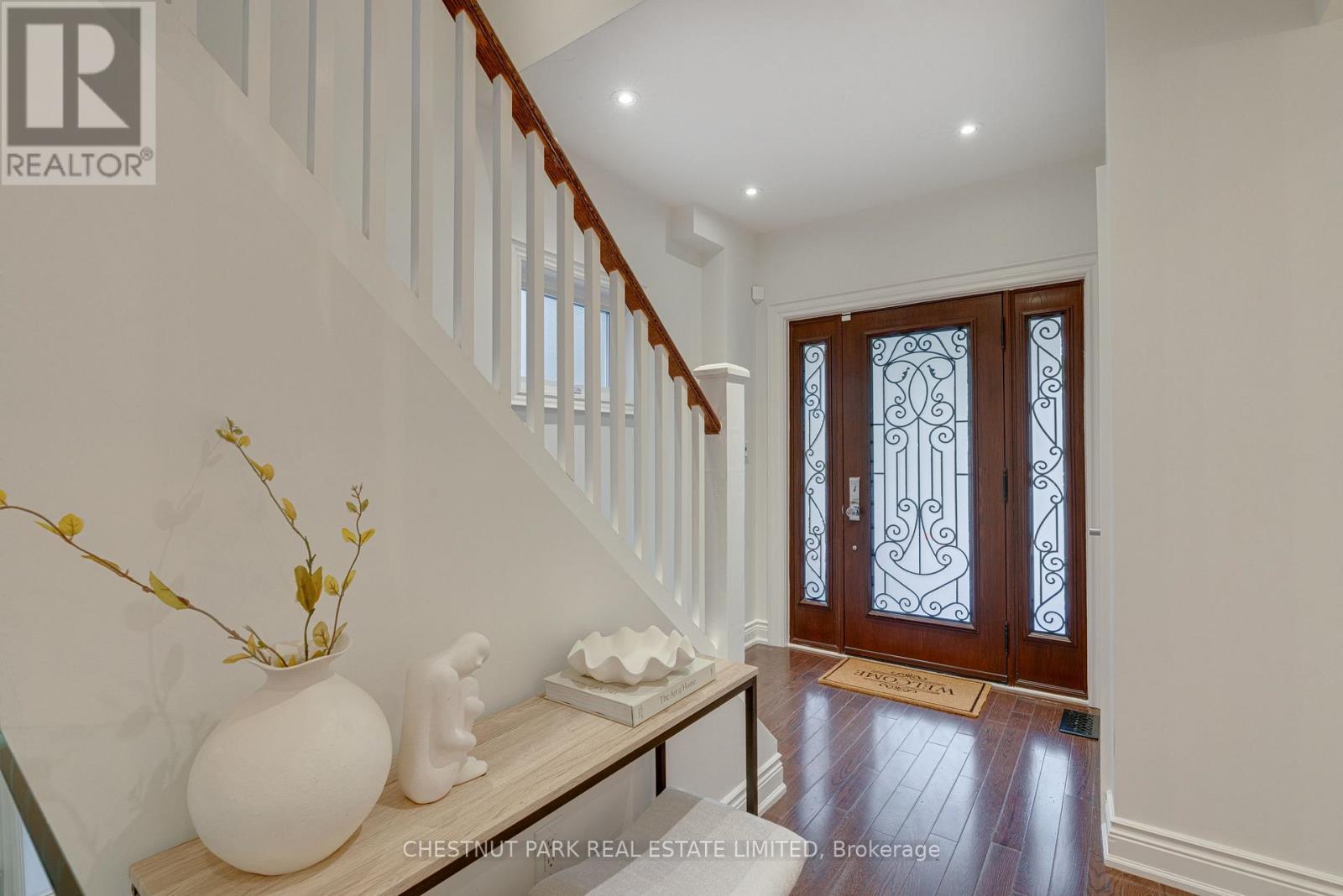 53 Gormley Avenue, Toronto, Ontario  M4V 1Y9 - Photo 5 - C13101638
