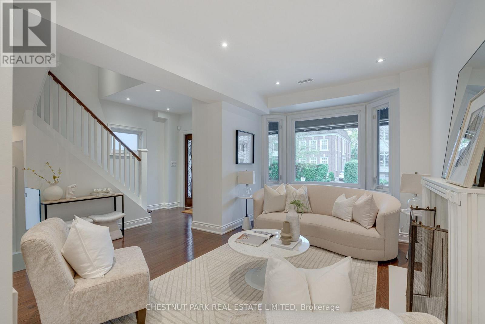 53 Gormley Avenue, Toronto, Ontario  M4V 1Y9 - Photo 8 - C13101638