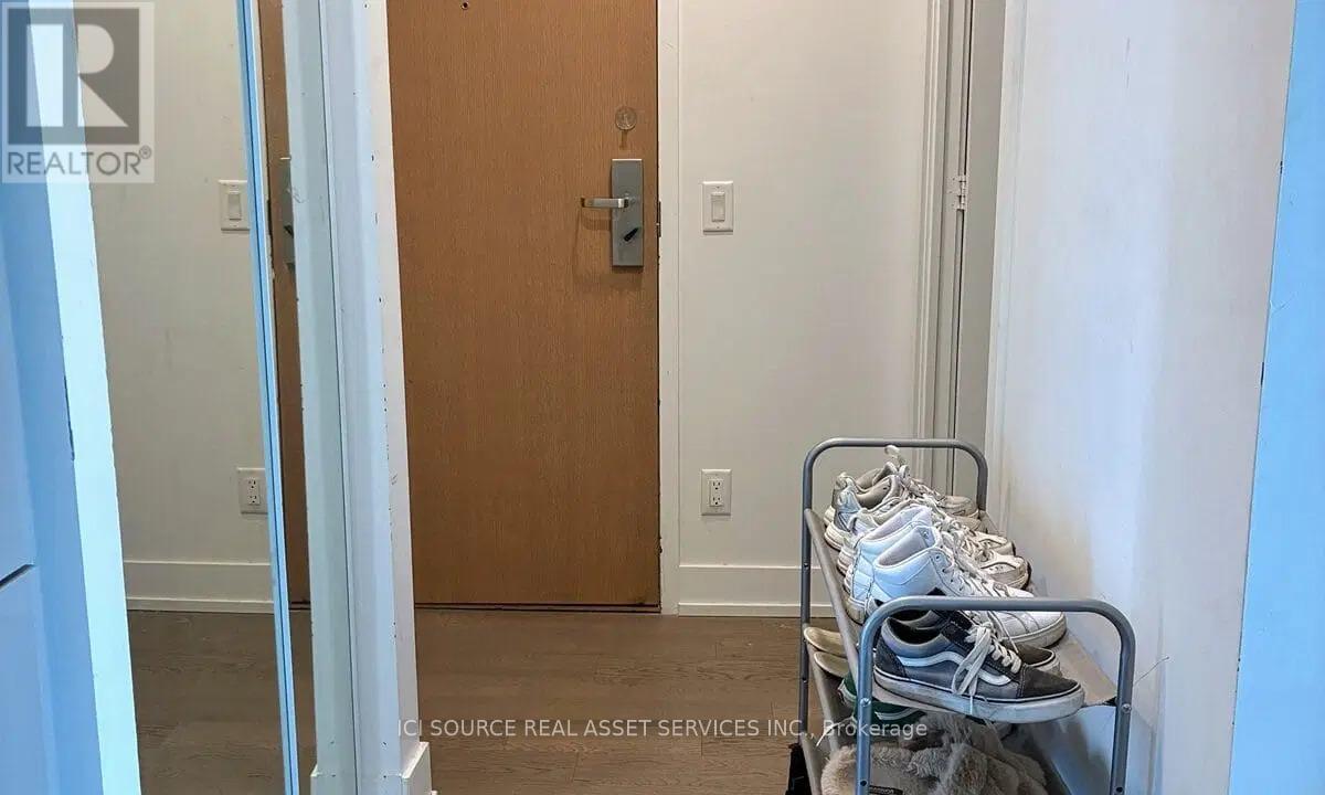 1511 - 7 Grenville Street, Toronto, Ontario  M4Y 0E9 - Photo 2 - C13109366
