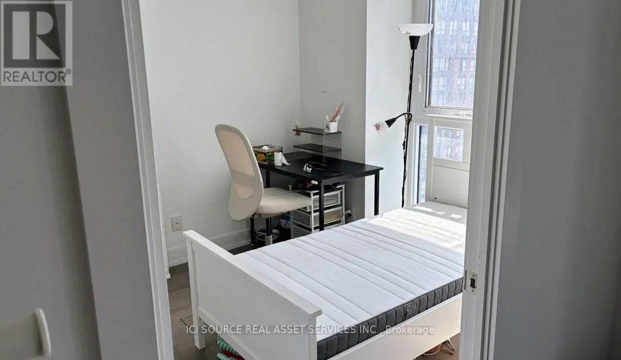 1511 - 7 Grenville Street, Toronto, Ontario  M4Y 0E9 - Photo 5 - C13109366