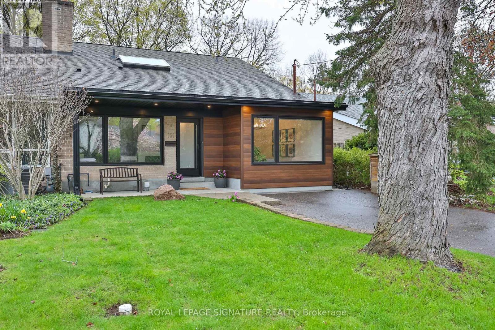 151 Three Valleys Drive, Toronto, Ontario  M3A 3C1 - Photo 3 - C13109368