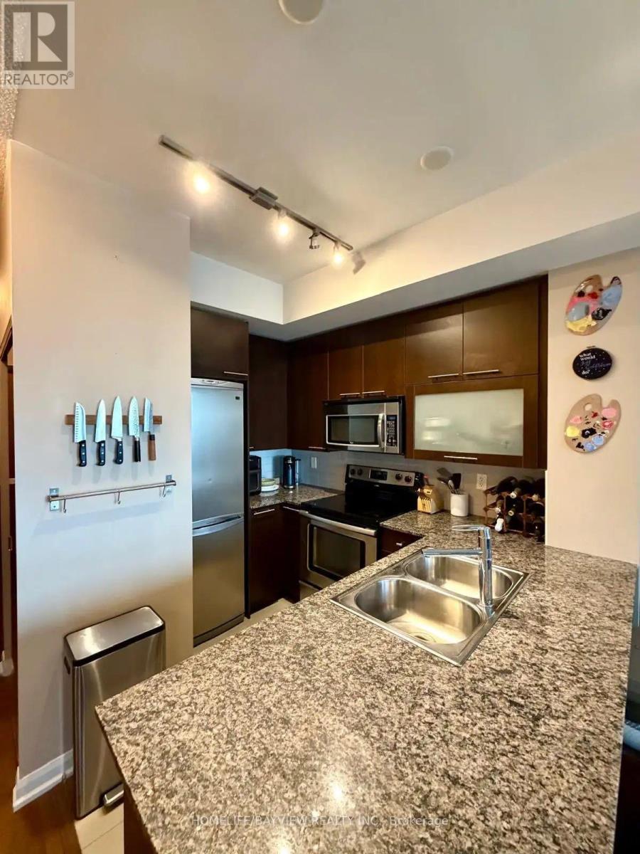 2012 - 500 Sherbourne Street, Toronto, Ontario  M4X 1L1 - Photo 2 - C13109400
