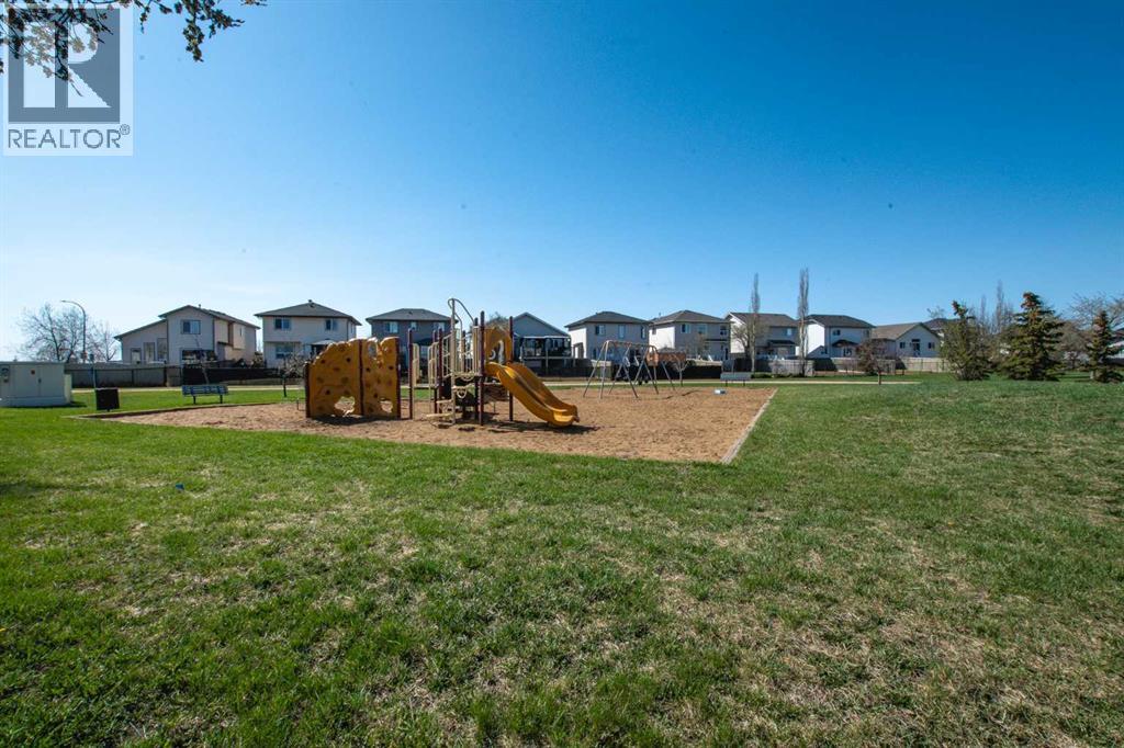 10225 Landing Drive, Grande Prairie, Alberta  T8X 0B5 - Photo 28 - A2308202