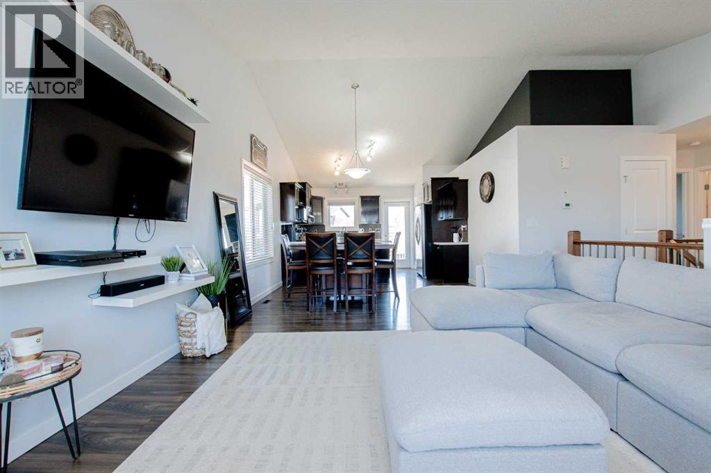 10225 Landing Drive, Grande Prairie, Alberta  T8X 0B5 - Photo 6 - A2308202