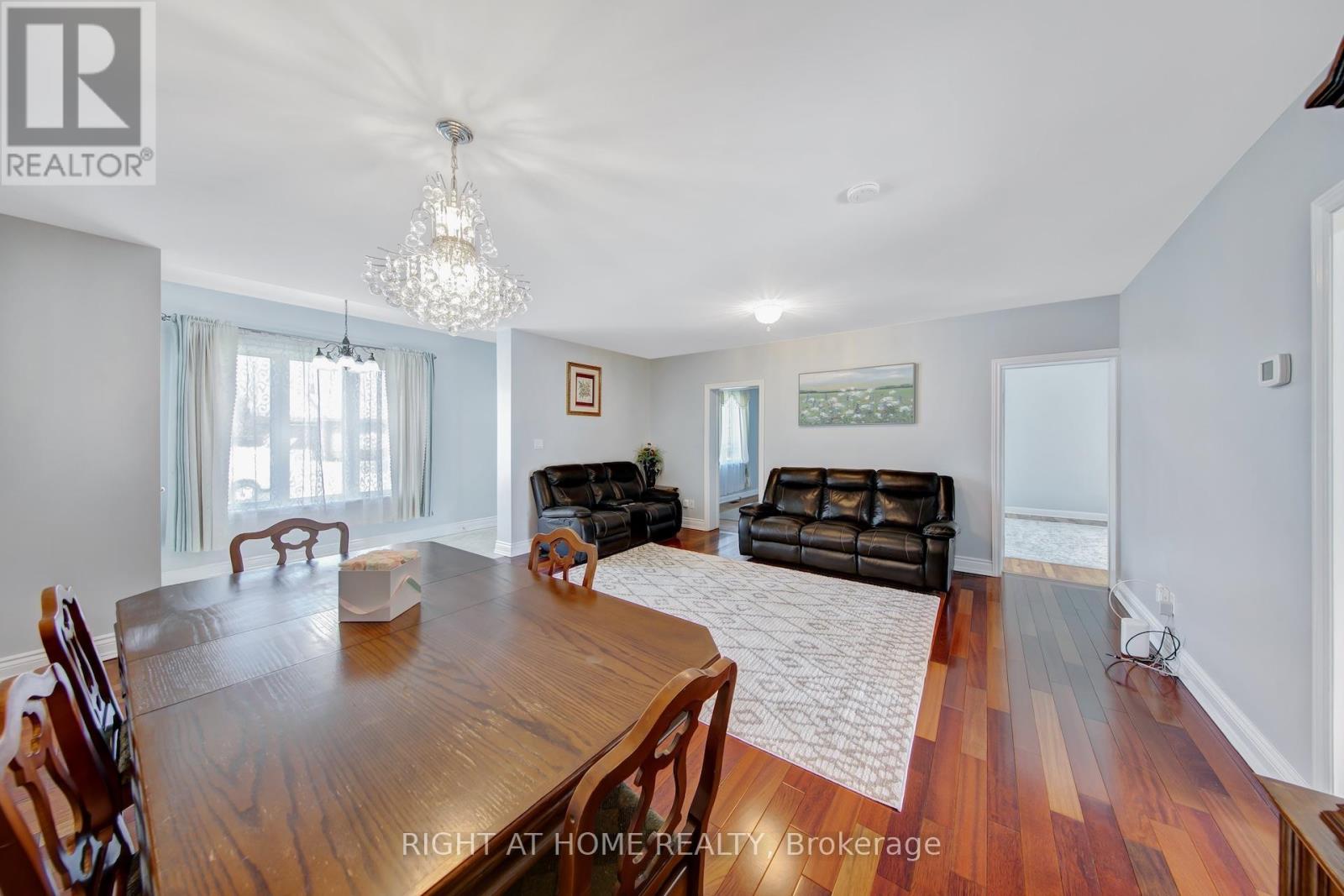 25 Burlingame Road, Toronto, Ontario  M8W 1Y7 - Photo 10 - W13045268