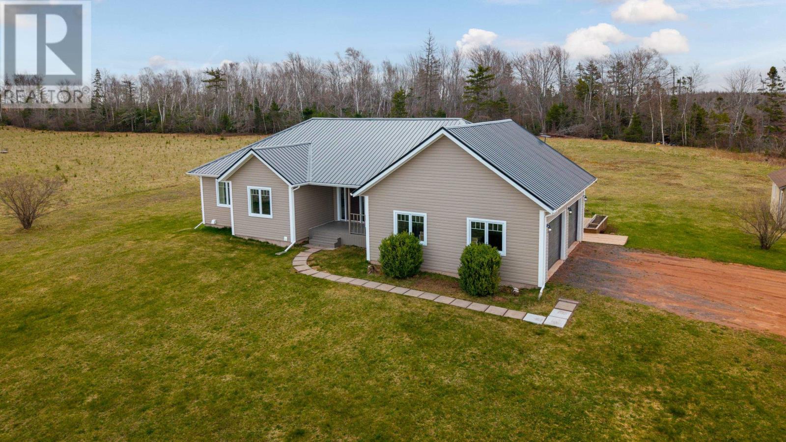 3332 48 Road, Rte 5, Elliottvale, Prince Edward Island  C0A 1T0 - Photo 1 - 202610365