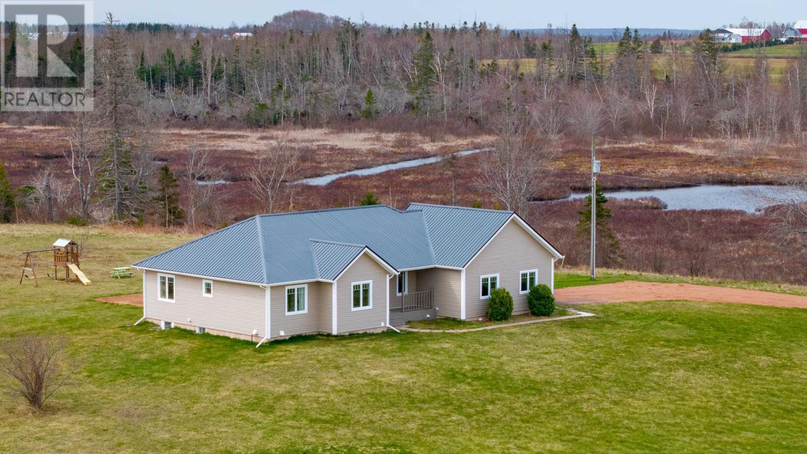 3332 48 Road, Rte 5, Elliottvale, Prince Edward Island  C0A 1T0 - Photo 40 - 202610365