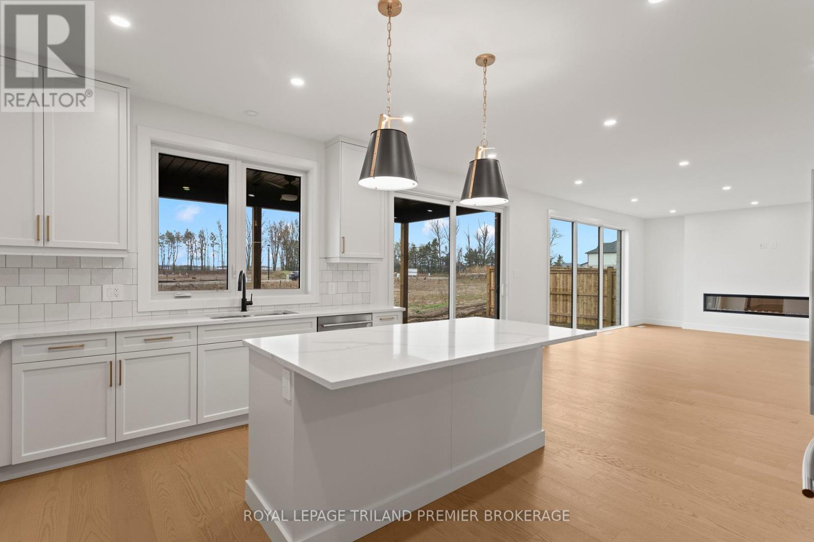 4197 Fallingbrook Road, London South, Ontario  N6P 0H8 - Photo 11 - X13089936