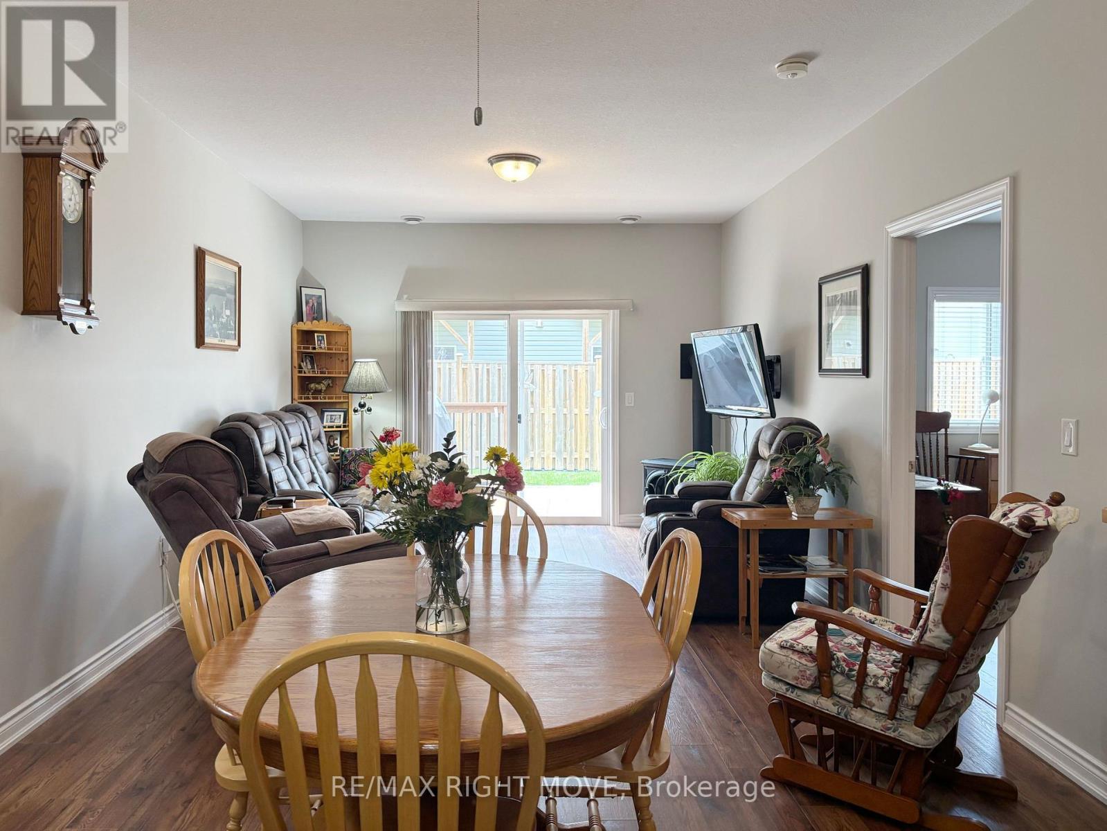 195 Lucy Lane, Orillia, Ontario  L3V 0G3 - Photo 10 - S13109378