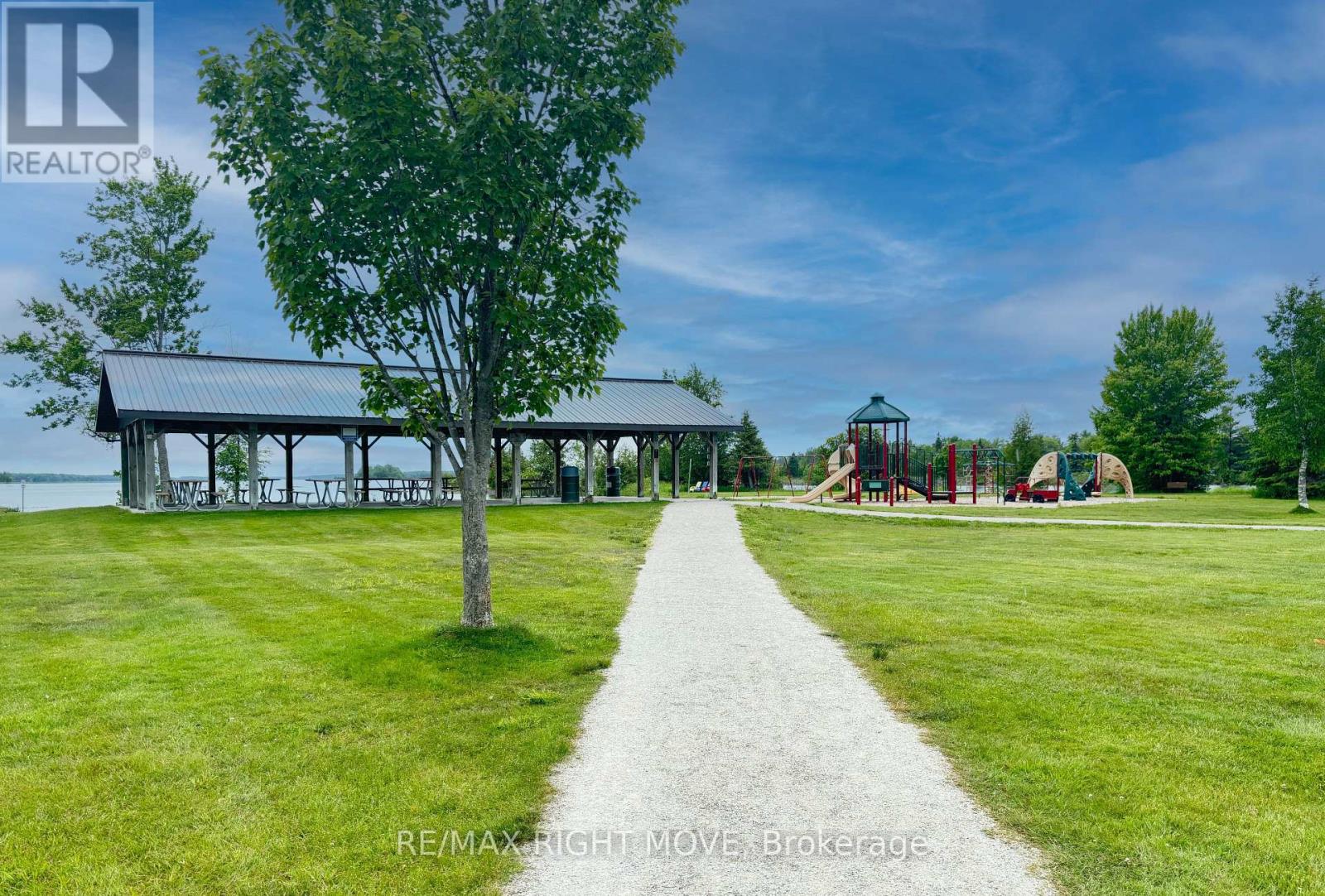 7682 Oak Point Road, Ramara, Ontario  L0K 2B0 - Photo 12 - S13109382