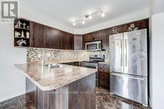4864 Capri Crescent, Burlington, Ontario  L7M 0H8 - Photo 12 - W13109380