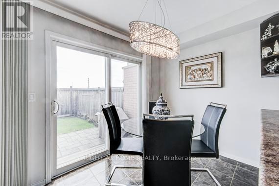 4864 Capri Crescent, Burlington, Ontario  L7M 0H8 - Photo 17 - W13109380