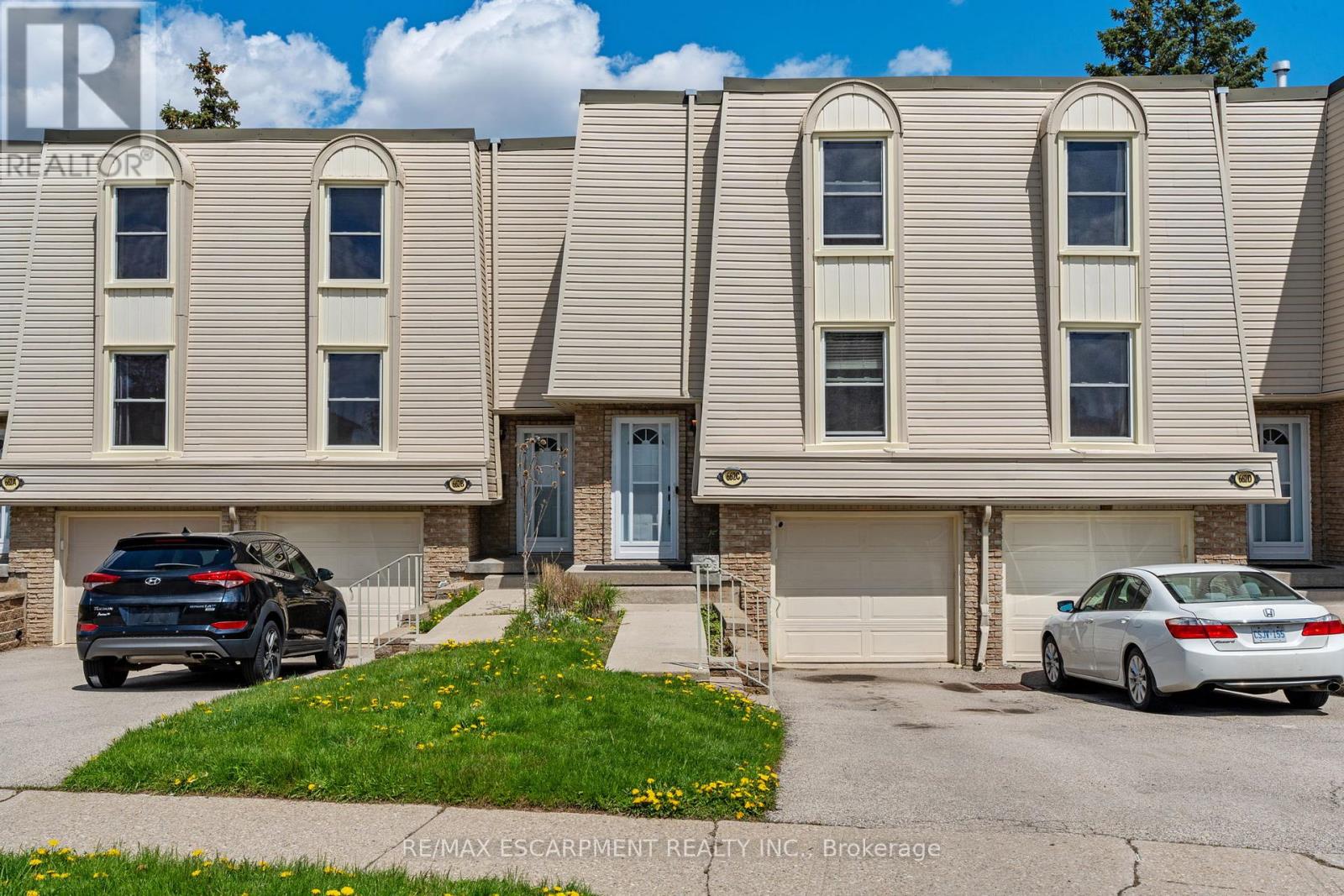 C - 662 Grey Street, Brantford, Ontario  N3S 4Y4 - Photo 3 - X13109384