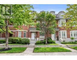 12 ST. LAWRENCE DRIVE, Mississauga, Ontario