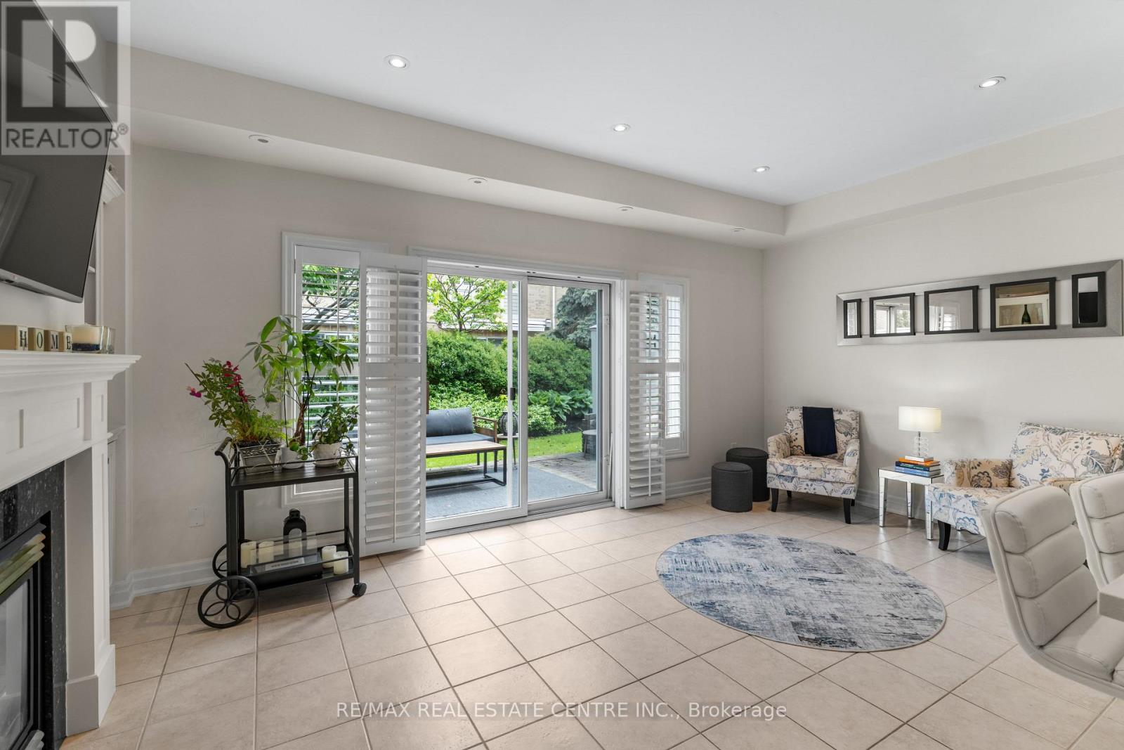 12 St. Lawrence Drive, Mississauga, Ontario  L5G 4V1 - Photo 15 - W13109276