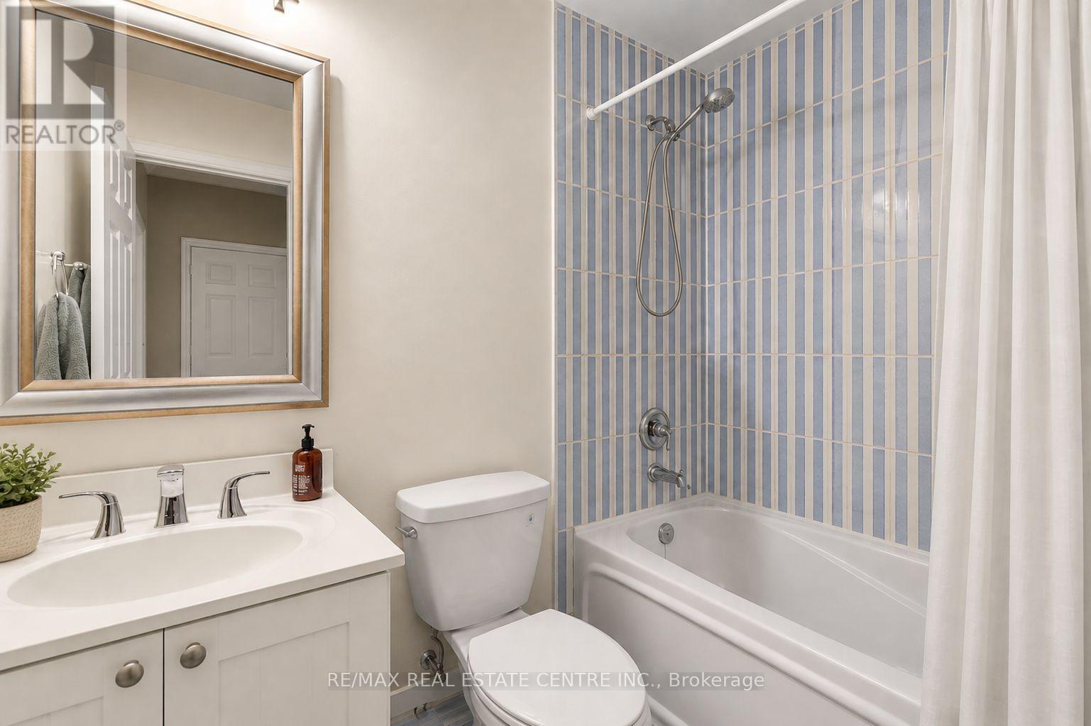 12 St. Lawrence Drive, Mississauga, Ontario  L5G 4V1 - Photo 22 - W13109276