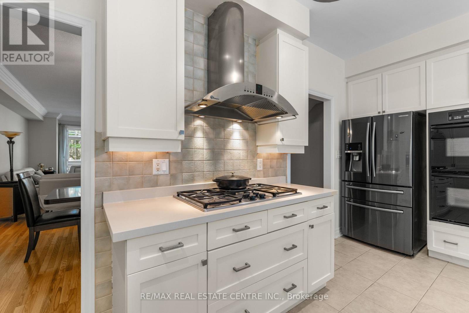 12 St. Lawrence Drive, Mississauga, Ontario  L5G 4V1 - Photo 9 - W13109276