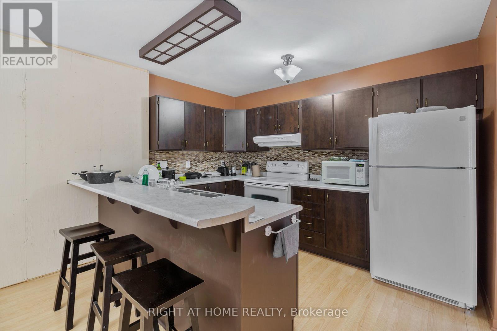 211 King Street, Unorganized Townships, Ontario  P0H 2J0 - Photo 23 - X13108564