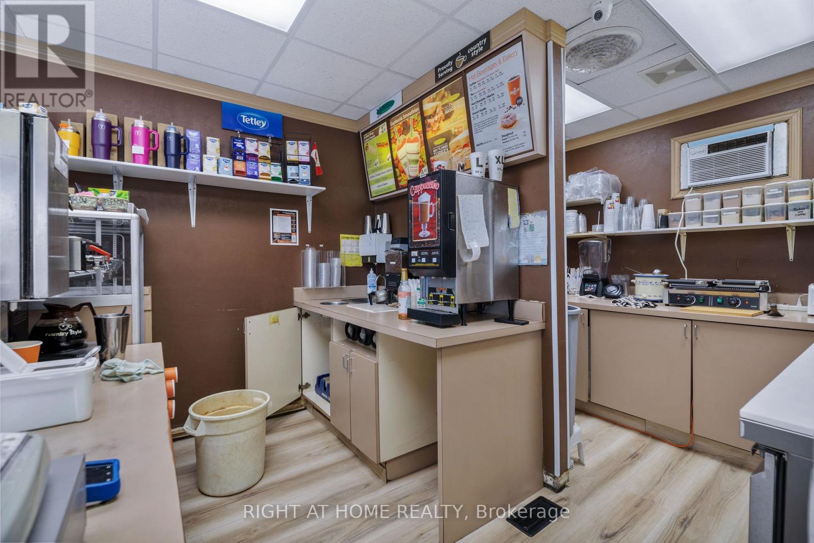 211 King Street, Unorganized Townships, Ontario  P0H 2J0 - Photo 16 - X13108564