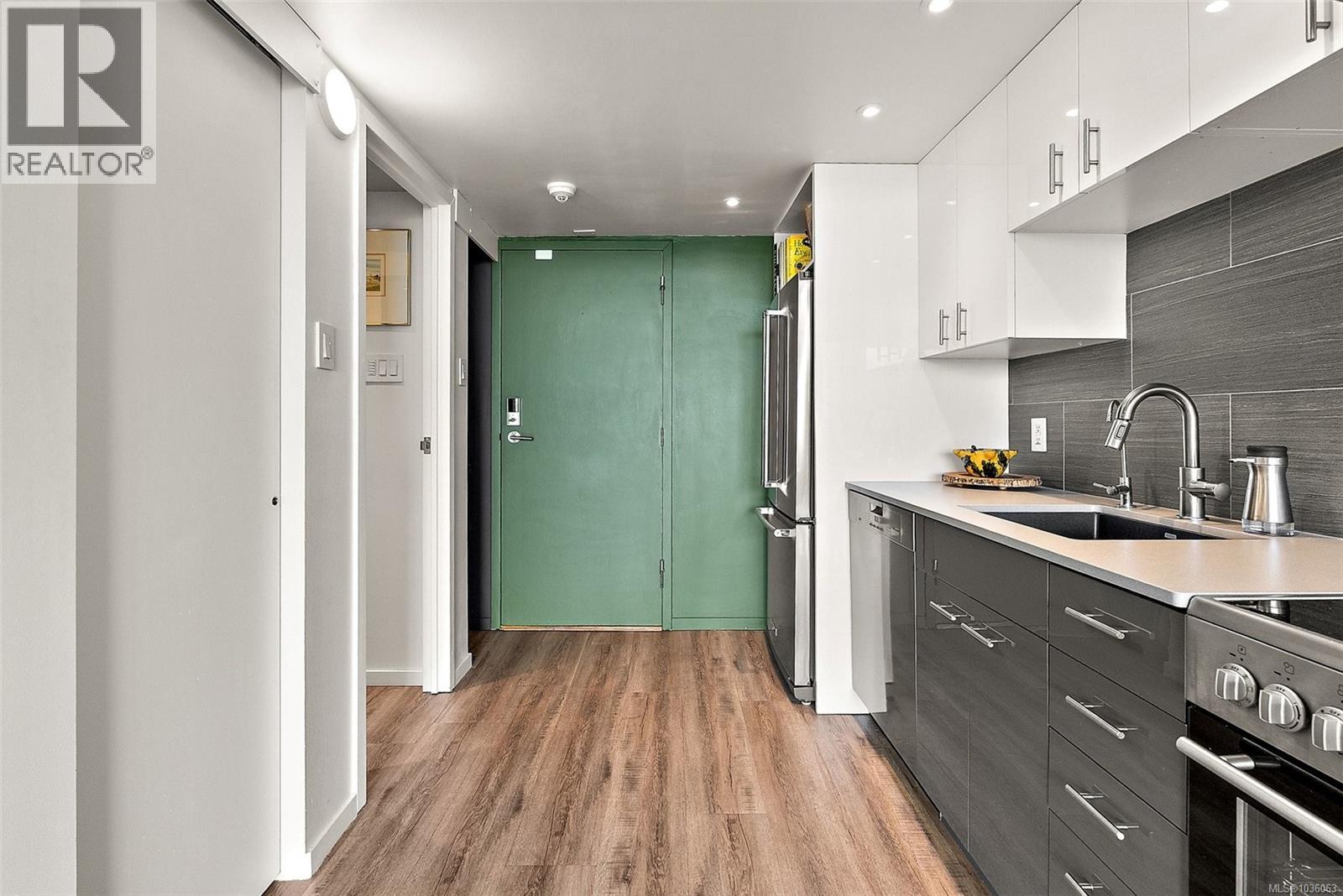 1503 620 Toronto St, Victoria, British Columbia  V8V 1P7 - Photo 10 - 1036063