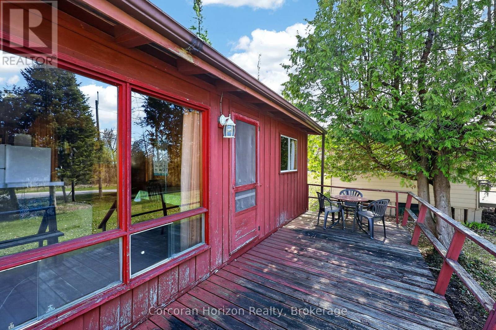 26 Waterside Drive, Tay, Ontario  L0K 1R0 - Photo 10 - S13109432
