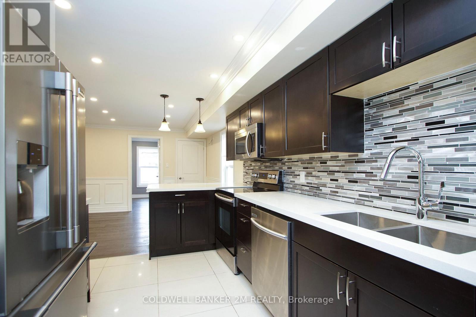 2 - 242 Kendal Avenue, Oshawa, Ontario  L1G 5B5 - Photo 5 - E13109518
