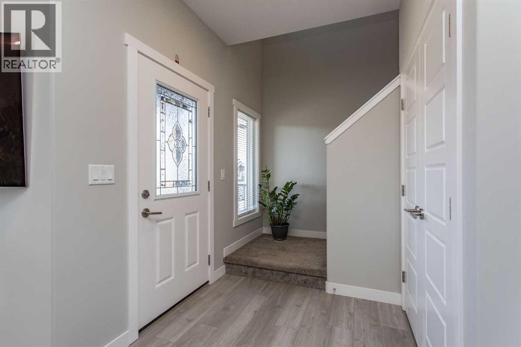 203 Livingston Close, Red Deer, Alberta  T4R 0S9 - Photo 2 - A2307774
